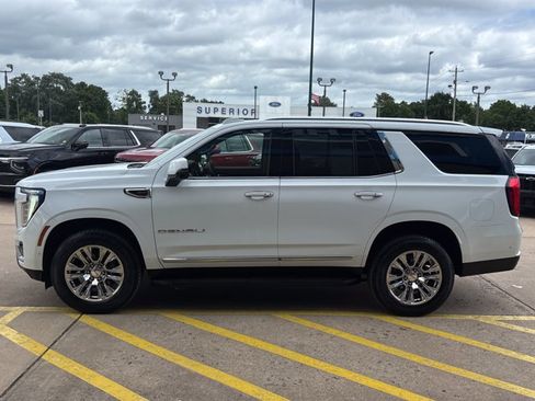 Used 2025 GMC Yukon Denali RWD image 11