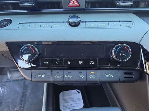 New 2026 Hyundai Elantra Limited FWD image 29
