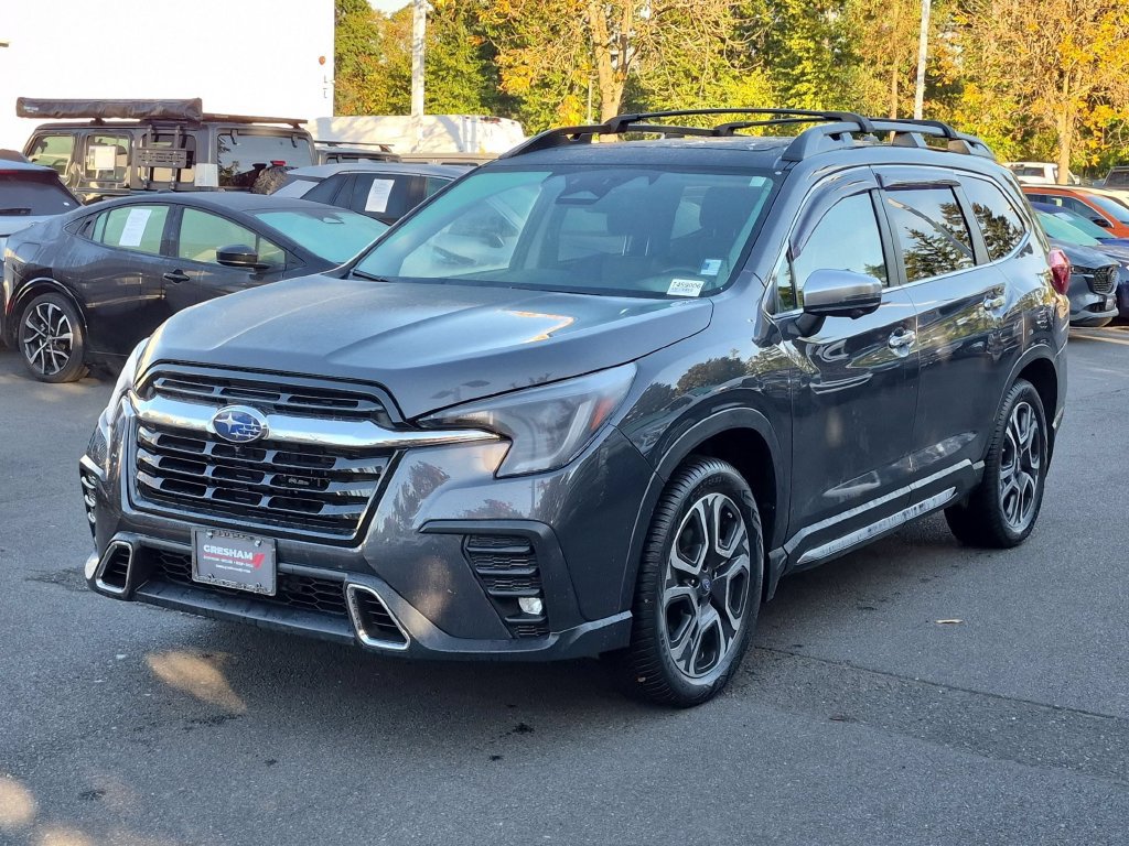 Used 2023 Subaru Ascent Touring AWD/4WD image 3