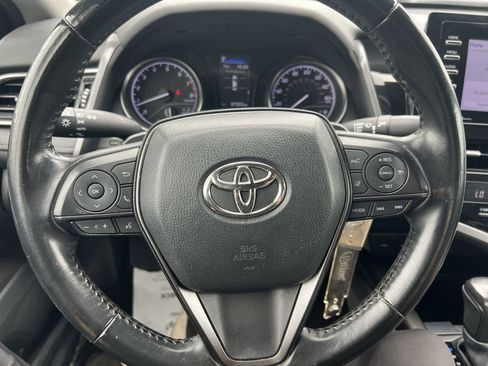 Used 2023 Toyota Camry SE FWD image 18