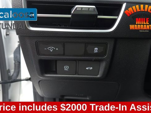 Used 2025 Hyundai Sonata SEL FWD image 14