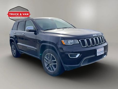 Used 2019 Jeep Grand Cherokee Limited AWD/4WD image 8