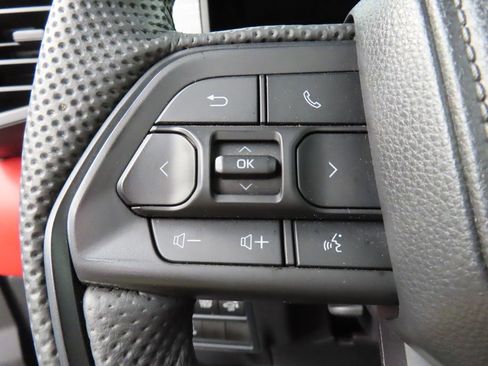 Used 2025 Toyota Tundra Limited AWD/4WD image 57