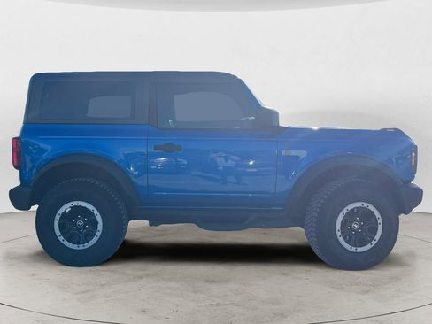Used 2024 Ford Bronco Big Bend w/ Sasquatch Package AWD/4WD image 2
