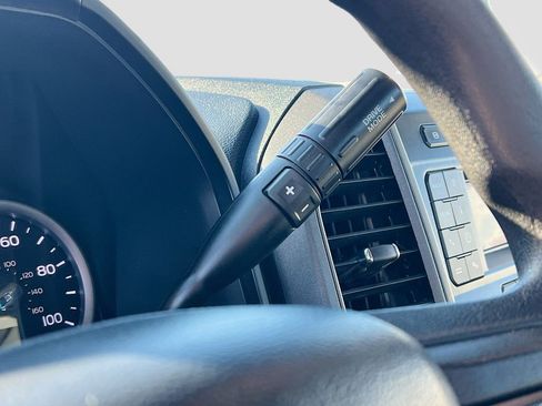 Used 2020 Ford F550 4x4 Regular Cab Super Duty image 15