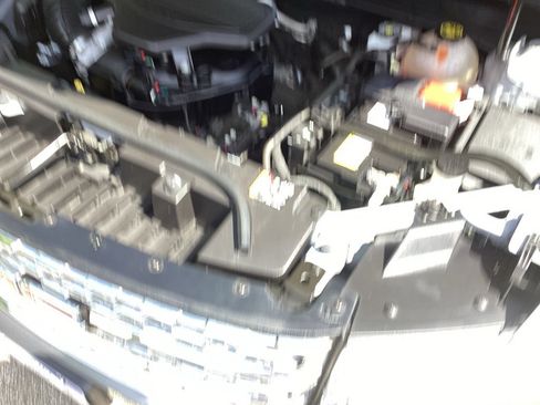 Used 2022 GMC Acadia Denali w/ Denali Technology Package AWD/4WD image 29