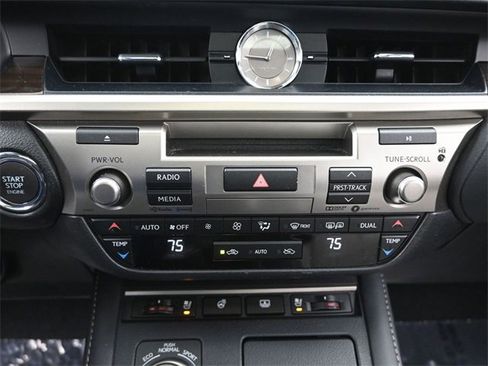 Used 2018 Lexus ES 350 350 image 18