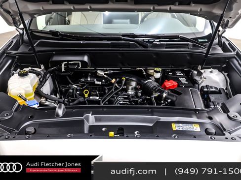 Used 2023 Lincoln Nautilus Reserve w/ Equipment Group 201A image 12