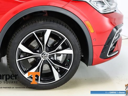 Used 2024 Volkswagen Tiguan SEL R-Line image 14