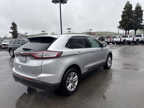 Used 2016 Ford Edge SEL w/ Equipment Group 201A image 3
