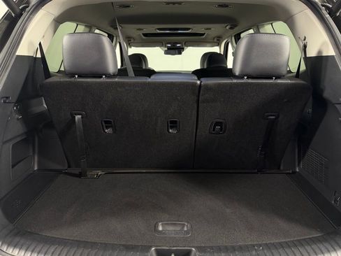 Used 2023 Kia Telluride EX w/ EX Captain's Chair Package FWD image 36