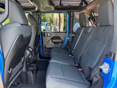 New 2025 Jeep Wrangler Unlimited Rubicon w/ Technology Group image 16