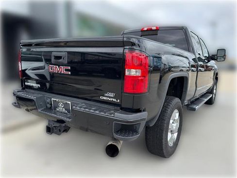 Used 2019 GMC Sierra 3500 Denali w/ Duramax Plus Package AWD/4WD image 7