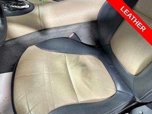 Used 2007 Pontiac Solstice Convertible w/ Premium Package RWD image 17