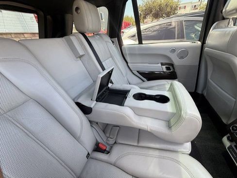 Used 2017 Land Rover Range Rover Supercharged AWD/4WD image 5