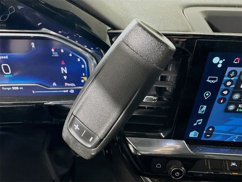 Used 2025 Chevrolet Silverado 1500 LT image 15