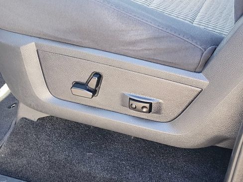 Used 2011 RAM 1500 Big Horn AWD/4WD image 23