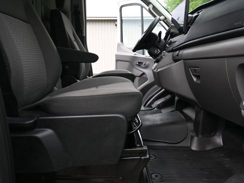 Used 2025 Ford E-Transit 148 High Roof Extended w/ Load Area Protection Package RWD image 17