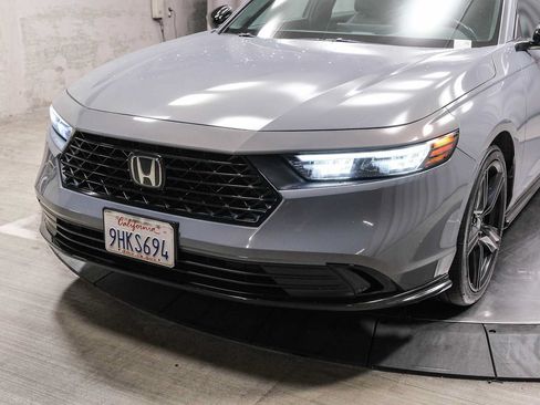 Used 2023 Honda Accord Sport image 11