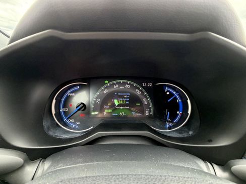 Used 2023 Toyota RAV4 SE w/ Convenience Package AWD/4WD image 18