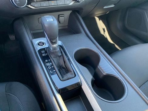 Used 2025 Nissan Altima 2.5 SV image 42