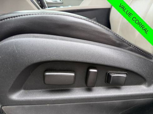 Used 2014 Chevrolet Equinox LT w/ Power Convenience Package AWD/4WD image 20