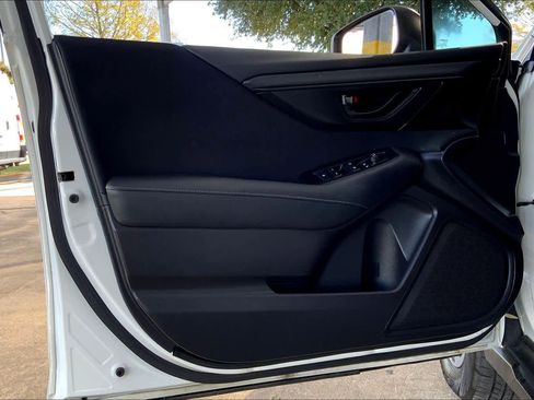 Used 2023 Subaru Outback image 18