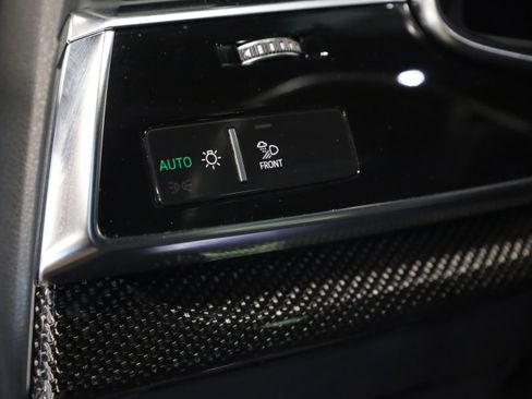 Used 2023 Audi SQ7 Prestige image 19