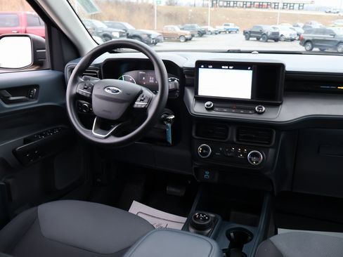 Used 2024 Ford Maverick XL image 13