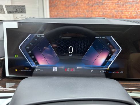 Used 2027 BMW X7 xDrive40i AWD/4WD image 18