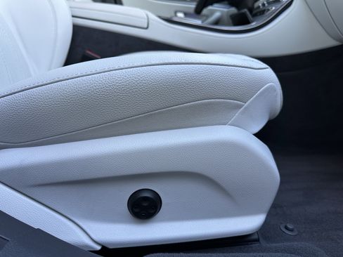 Certified 2023 Mercedes-Benz E 350 4MATIC Sedan image 34