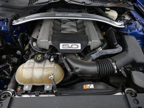 Used 2017 Ford Mustang GT Premium image 35