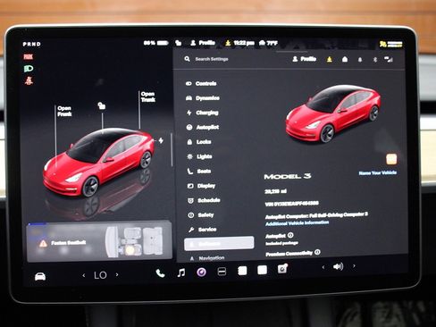 Used 2023 Tesla Model 3 Standard Range image 20