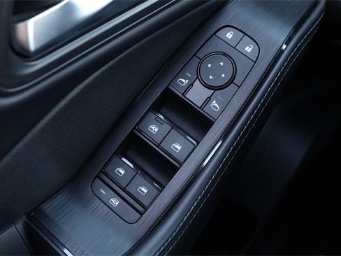 Certified 2023 Nissan Rogue SV w/ SV Premium B Package image 19