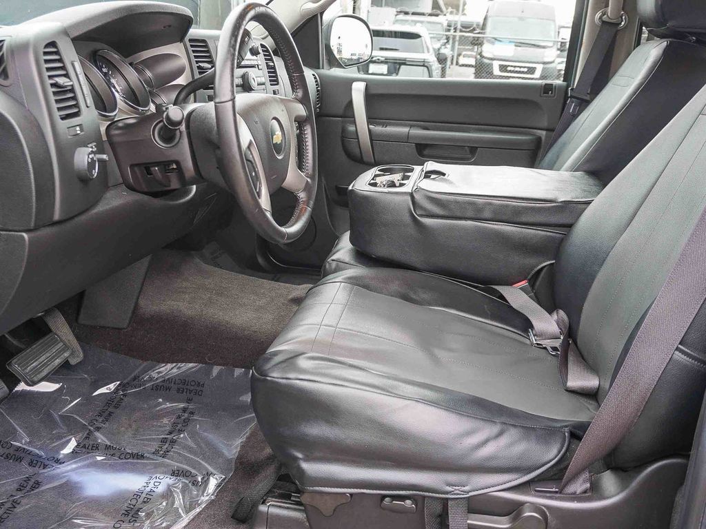 Used 2013 Chevrolet Silverado 1500 LT w/ All-Star Edition RWD image 17