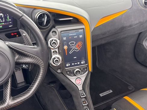 Used 2022 McLaren 720S Spider RWD image 36