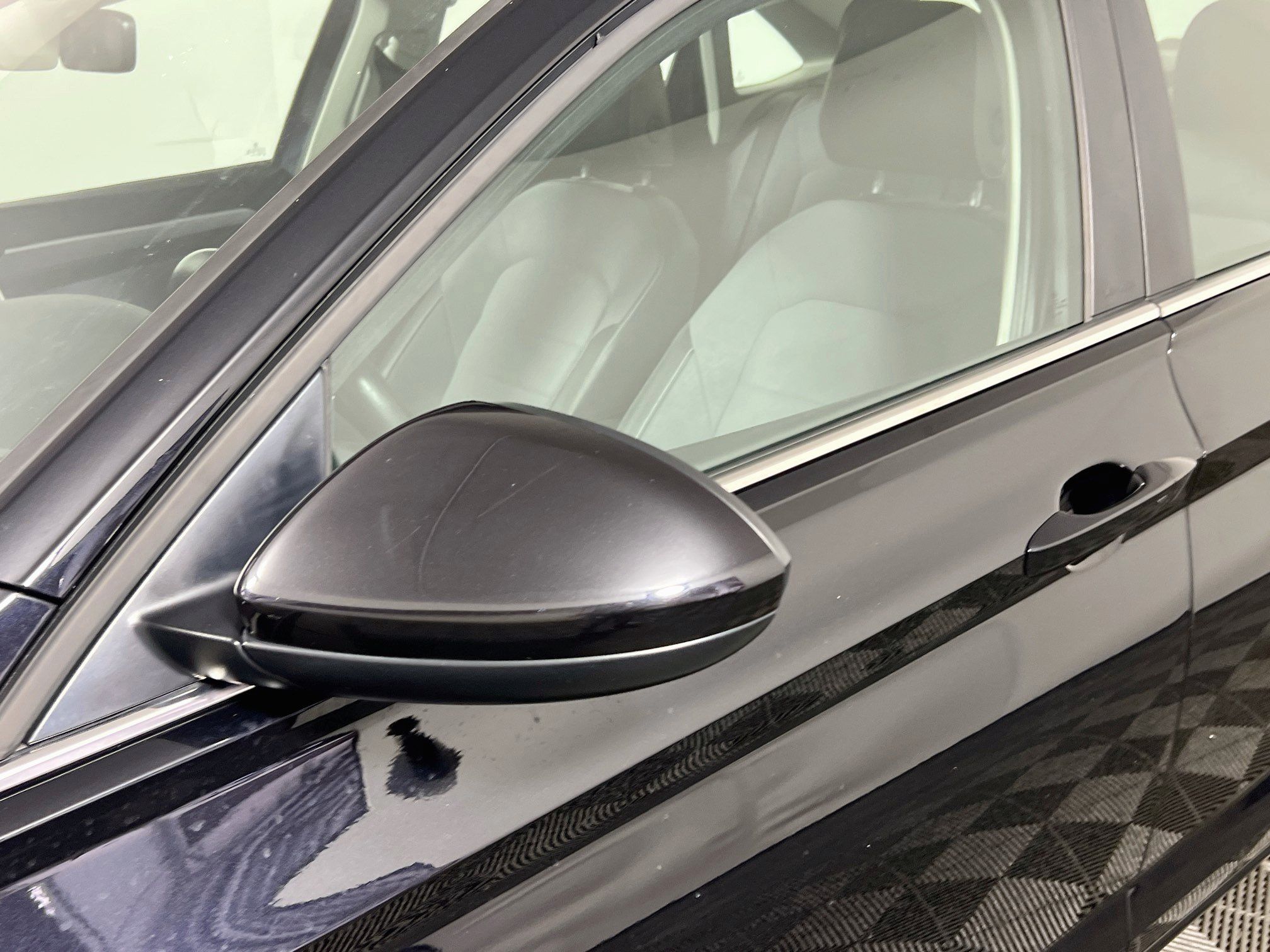 Used 2025 Volkswagen Jetta SE FWD image 12
