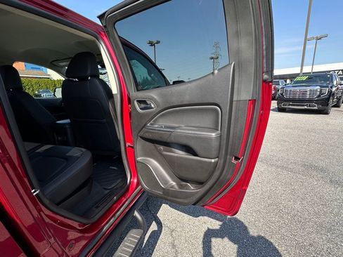 Used 2021 GMC Canyon AT4 w/ Driver Alert Package AWD/4WD image 17