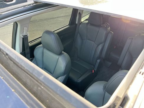 Used 2023 Subaru Ascent Touring AWD/4WD image 23