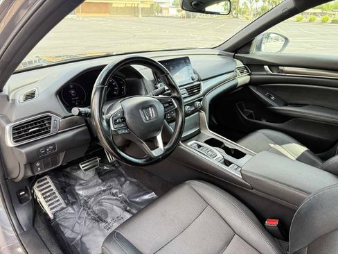 Used 2020 Honda Accord Sport image 13