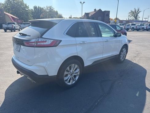 Used 2022 Ford Edge Titanium w/ Class II Trailer Tow Package image 4