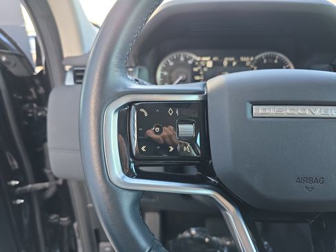 Used 2023 Land Rover Discovery Sport S image 32