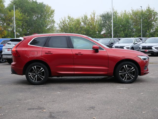 Used 2018 Volvo XC60 T6 Momentum AWD/4WD image 6