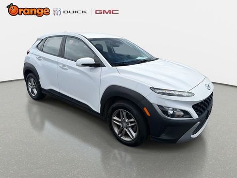 Used 2022 Hyundai Kona SE image 1