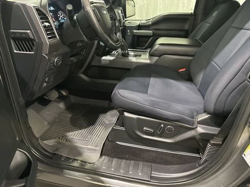 Used 2018 Ford F150 XLT w/ Equipment Group 302A Luxury image 9