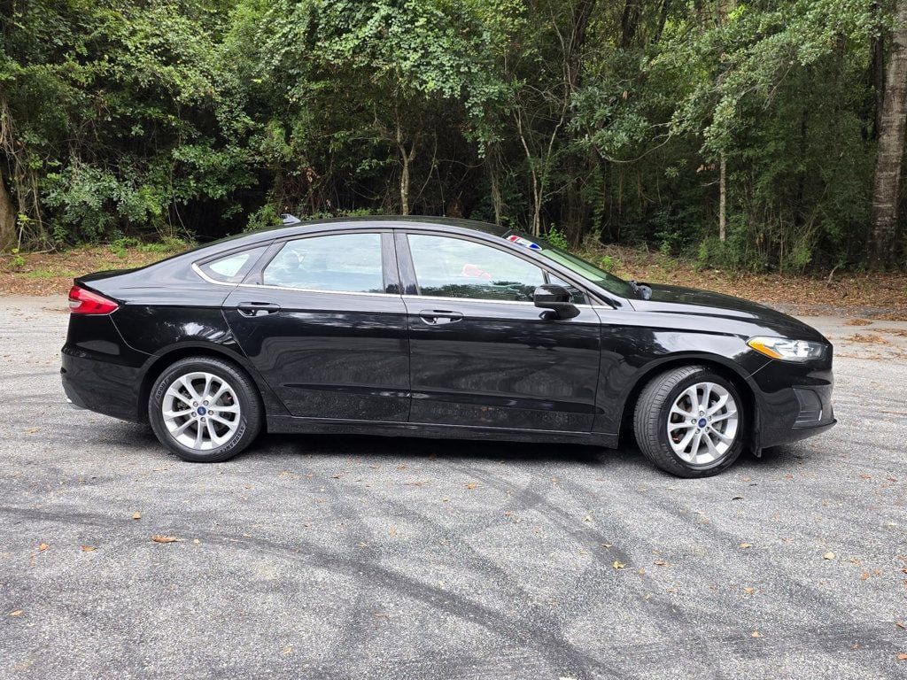Used 2020 Ford Fusion SE FWD image 36