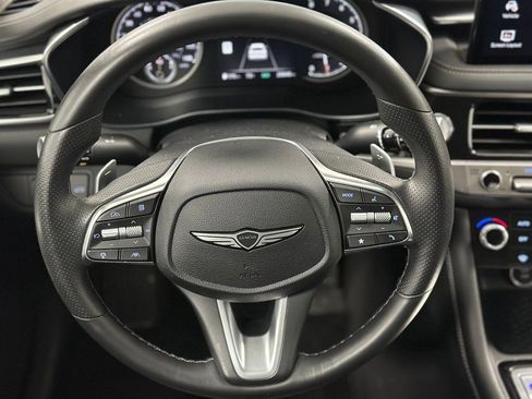 Used 2025 Genesis G70 2.5T RWD image 5
