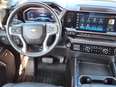 Used 2024 Chevrolet Silverado 3500 LTZ w/ LTZ Plus Package image 29