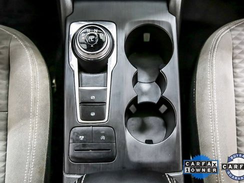 Used 2022 Ford Escape SE image 21