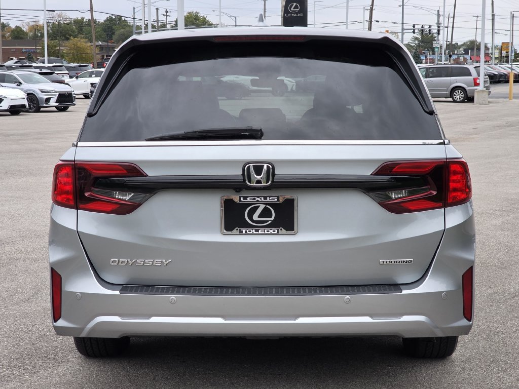 Used 2025 Honda Odyssey Touring image 9